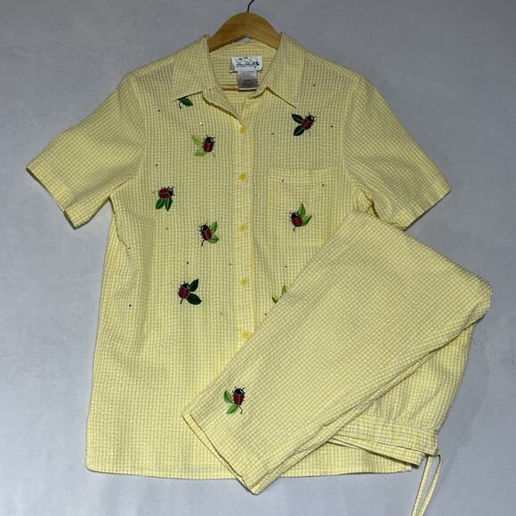 VTG Quacker Factory Seersucker Pajama Set Small Top Crop Pants Lady Bug Yellow - Picture 1 of 14